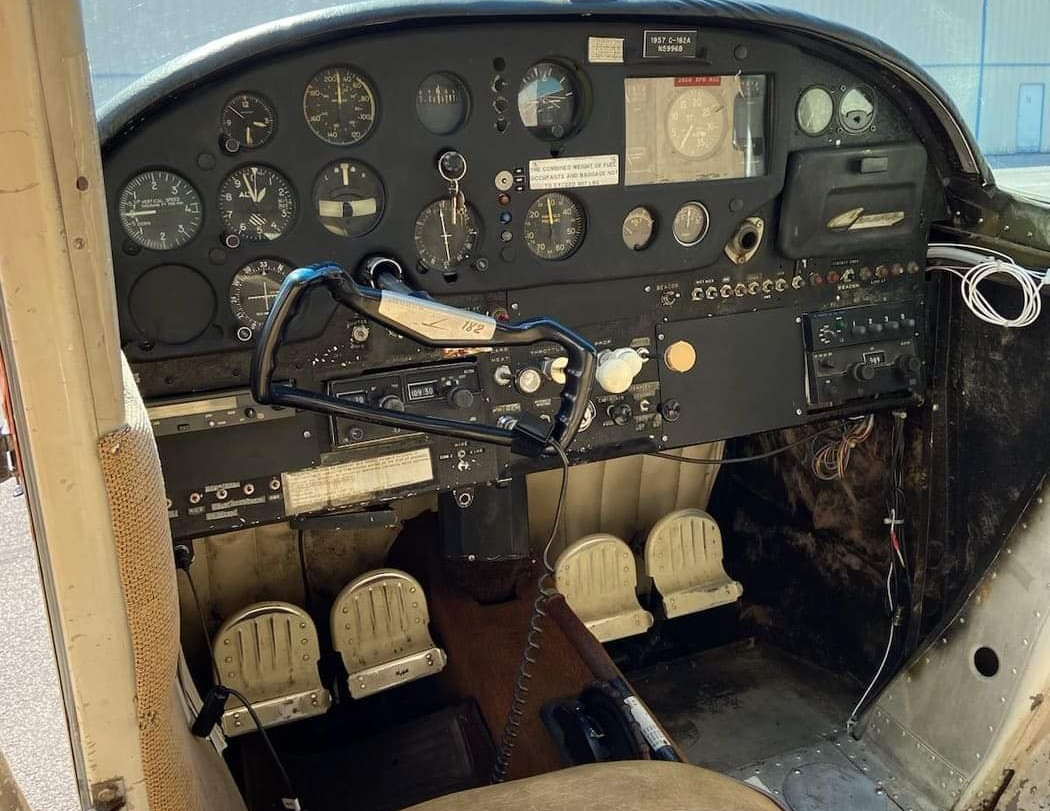 1957 Cessna 182